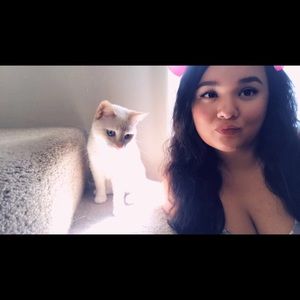 Meet your Posher, Isabella